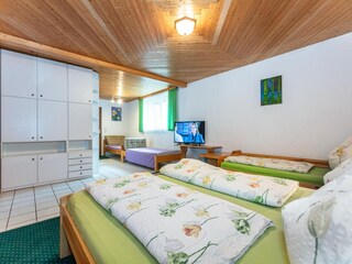 Holiday house Neukirchen am Großvenediger Features 13