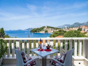 Apartments & Rooms Mara & Petrunjela - Studio Apartment with Balcony and Sea View - Cavtat - image1