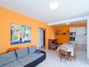 Appartamento Apartments Plavac Mali- Three Bedroom Apartment with Terrace and Sea View - Potomje - image1