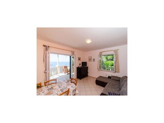 Apartment Potomje Ausstattung 23