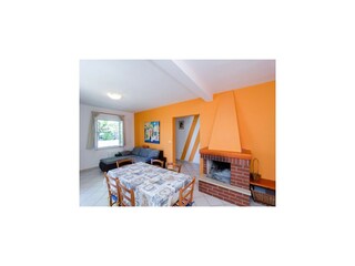 Apartment Potomje Ausstattung 25