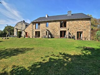 Casa de vacaciones Sainte-Ode Grabación al aire libre 1