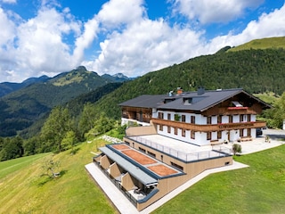 Muehlberghof_Muehlbergweg_50_Koessen_07_2026_Haus_