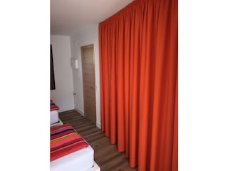Schlafzimmer unten