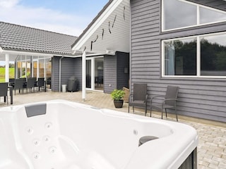 Ferienhaus Høll  10