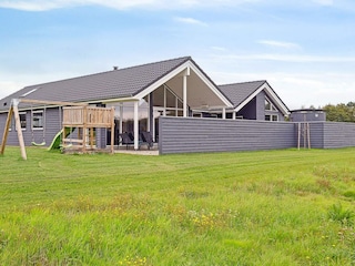 Ferienhaus Høll  14