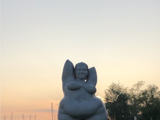Kunst am See von Miriam Lenk 800 m bis zur FEWO