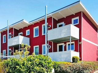 Apartment Zislow Outdoor Recording 4