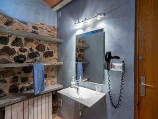 Villa Bescanó Ausstattung 36