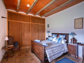 Villa Bescanó Features 29