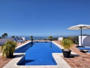 Schitterende villa aan de Costa del Sol met een zwembad - Sayalonga - image1