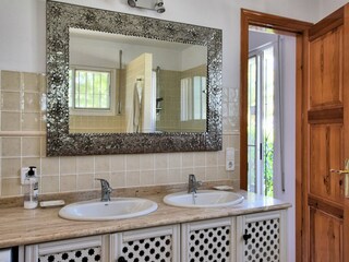 Villa Sayalonga Features 12