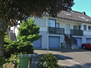 Vakantiehuis Gezellige tussenwoning dicht bij Winterberg met open haard, terras en tuin - Winterberg - image1