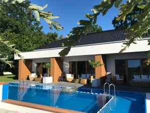 Holiday house Haus mit privatem Pool und Sauna in Swinemünde - Lubin - image1