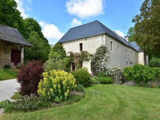 Cottage Lantheuil Outdoor Recording 3