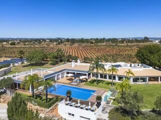 Villa Alcantarilha Outdoor Recording 22