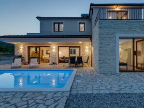 Villa Dolac con piscina