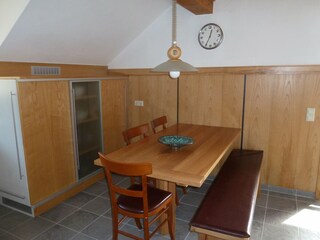 Kitchen dining table picture 1