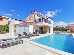 Villa N