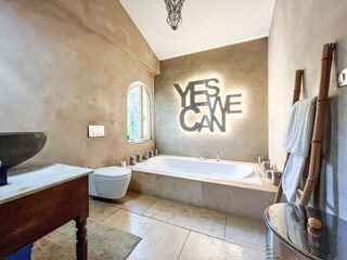 Bad en suite Hauptschlafzimmer