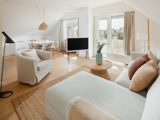 Wohnzimmer mit Essbereich