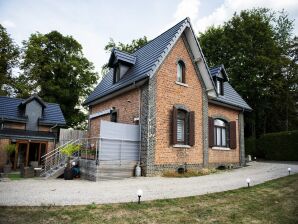 Ferienhaus Luxuriöses Haus mit Whirlwanne und Sauna - Spa - image1