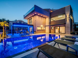 Vakantieappartement Vir Buitenaudio-opname 2