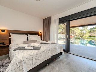 Bedroom with double bed