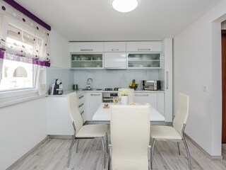 Ferienhaus Vir Ausstattung 9