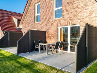 Ferienwohnung mit eigener, abgetrennten Terrasse