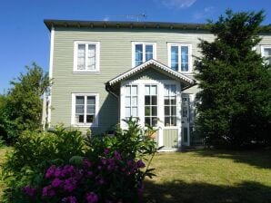 Holiday house 4 person holiday home in RONNEBY - Naettraby - image1