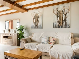 Holiday house Ames Features 11