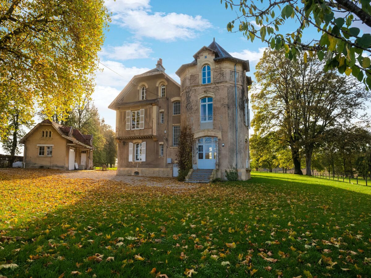 Villa Remilly-Aillicourt Außenaufnahme 1