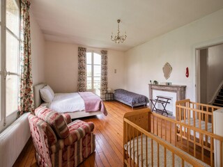 Villa Remilly-Aillicourt Características 33