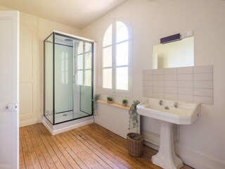 Villa Remilly-Aillicourt Características 16