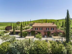 Villa in Castiglione D´Orcia mit Garten - Castiglione d'Orcia - image1
