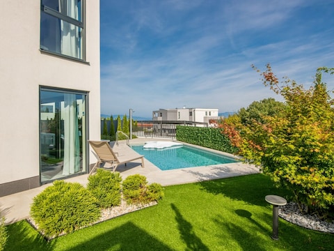 Holiday apartment Sofia with private Pool