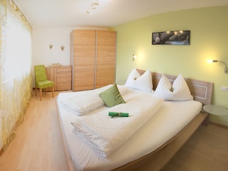 Appartement Kaltern Slaapkamer 8