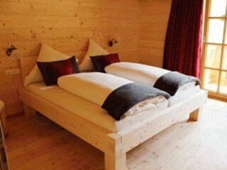 chalet-auszeit-zirbenzimmer-07-300x200