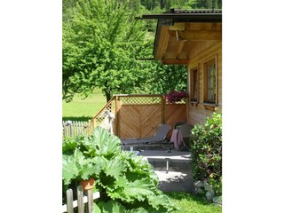 Gartenhaus mit Terrasse