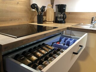 neue Küche Gewürze