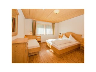 Almrausch Schlafzimmer 1
