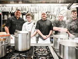 Gruppe_Kueche_2025_web-02