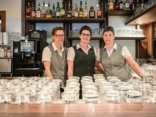 SH_Bar_2025_web-29