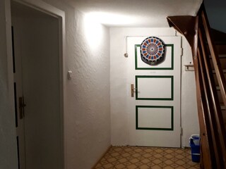 Hausgang Richtung Scheune