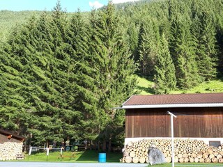 Ansicht mit Speed-Badminton-Platz