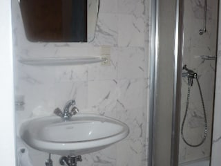Dusche