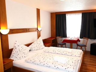 Doppelzimmer Tirol