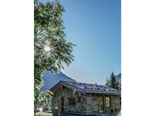 Aussenansicht Stein-Chalet