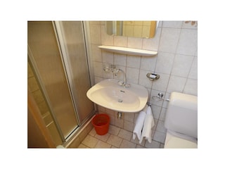 Dusche/WC DZ 1